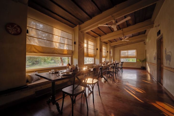 Dining 115 of 207