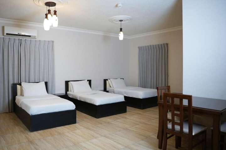 Room 13 of 21