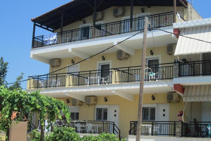 Konstantinos Beach 2