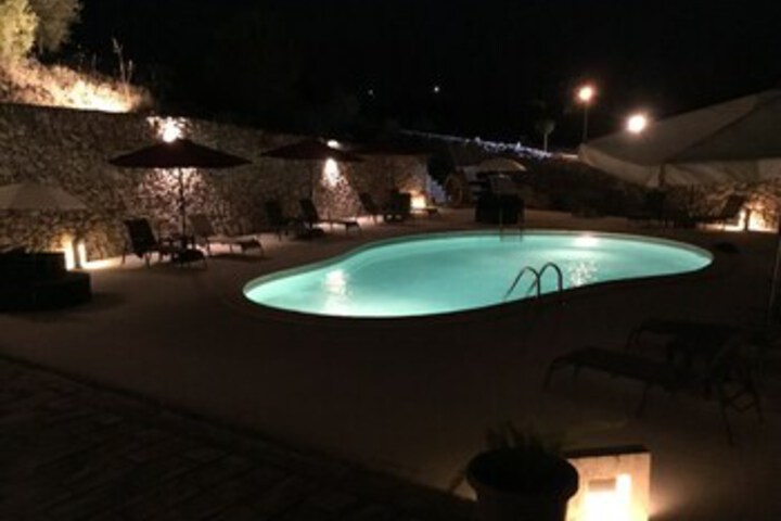 Pool 14 of 15