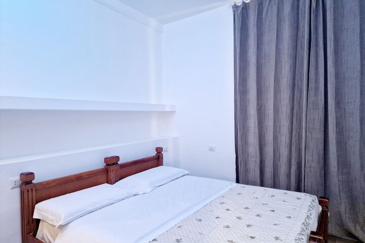 Room 17 of 69