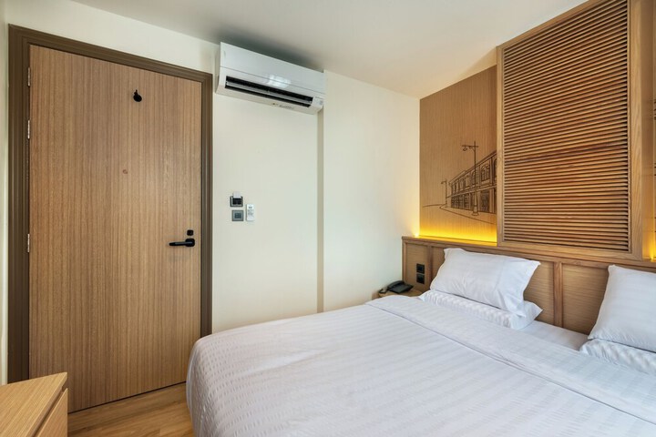 Room 45 of 90