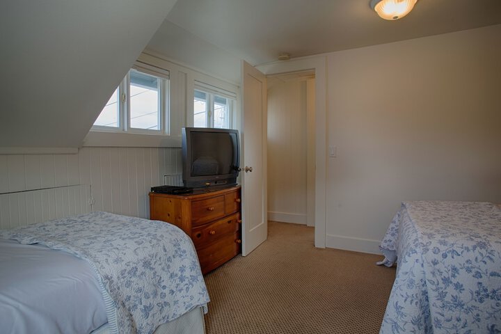 Room 16 of 231