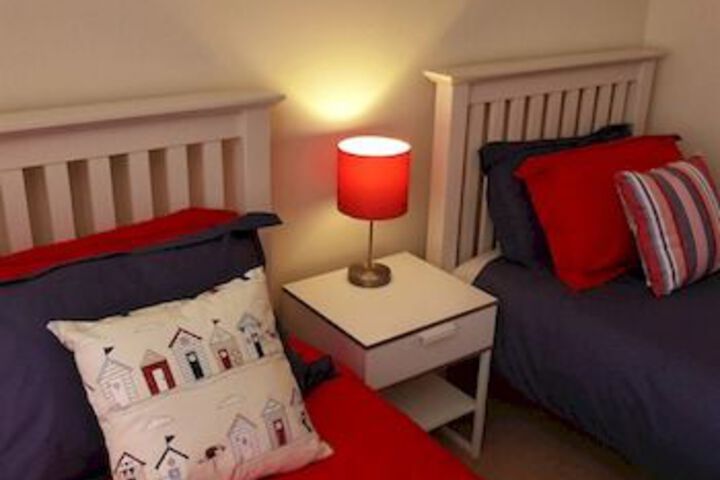 Room 4 of 26