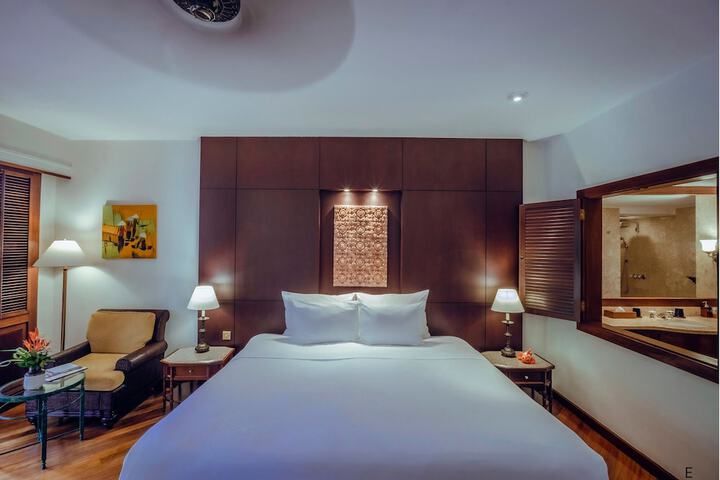 Room 43 of 209