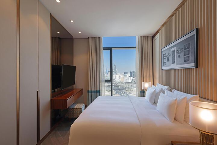Room 34 of 125