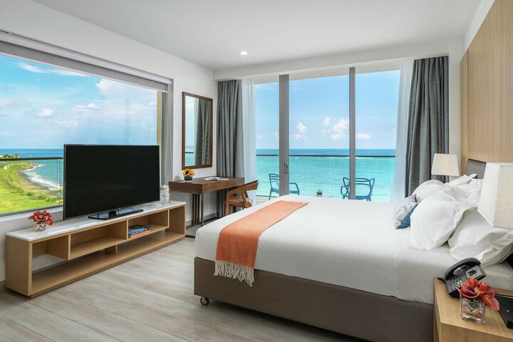 Room 15 of 87