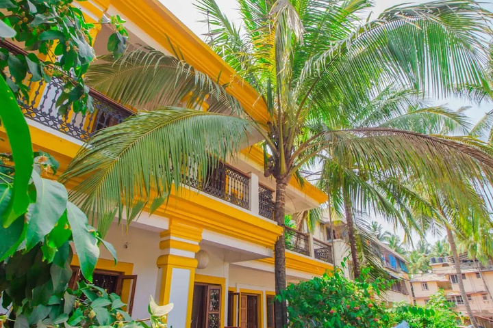 Oyo 12998 Home Modern 2Bhk Merces