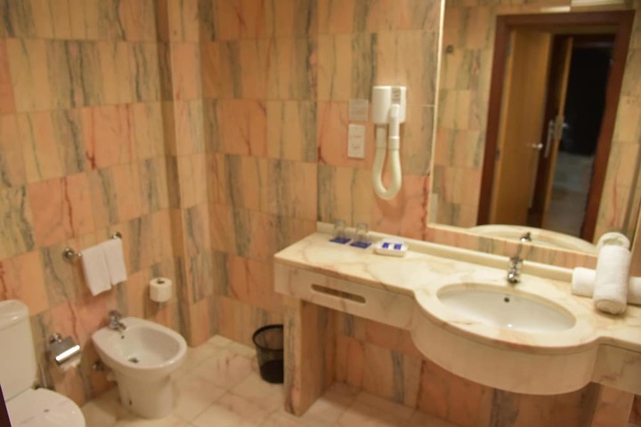 Clean Restrooms