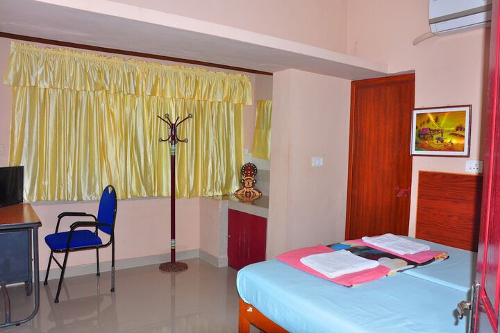 Room 29 of 102