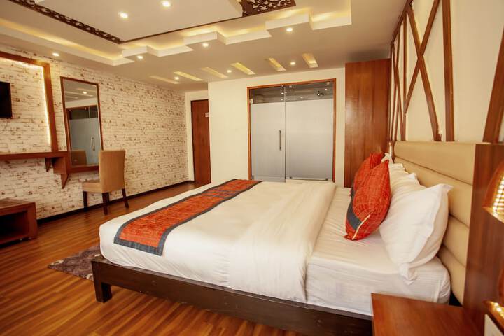 Room 36 of 339