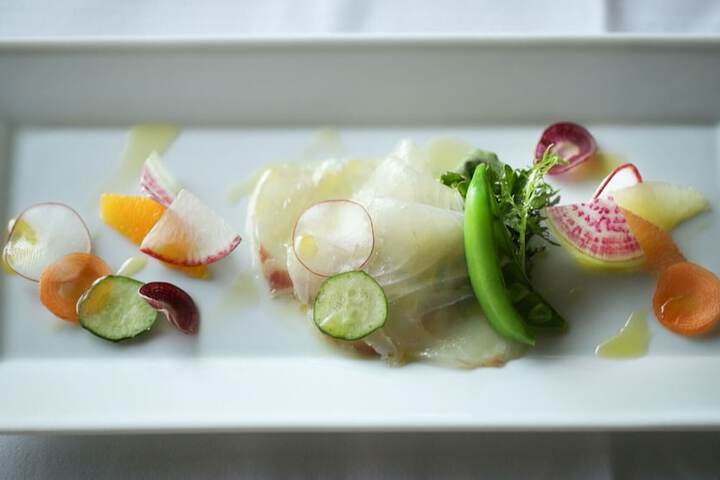 Dining 70 of 83