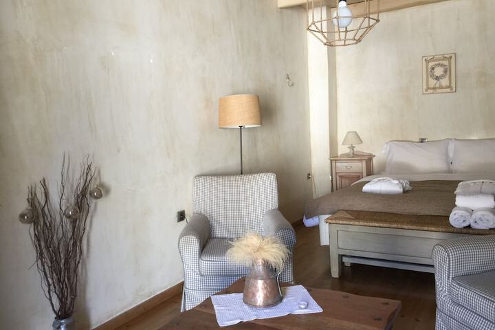 Room 40 of 93