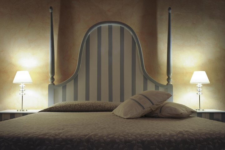 Room 14 of 40