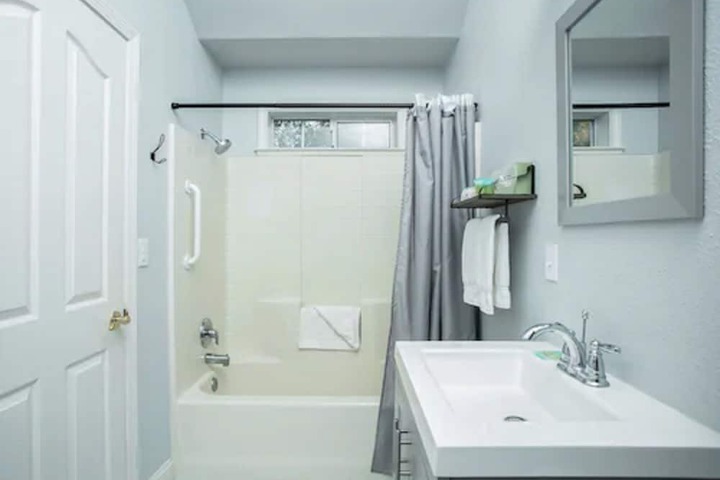 Bathroom Interior Photo