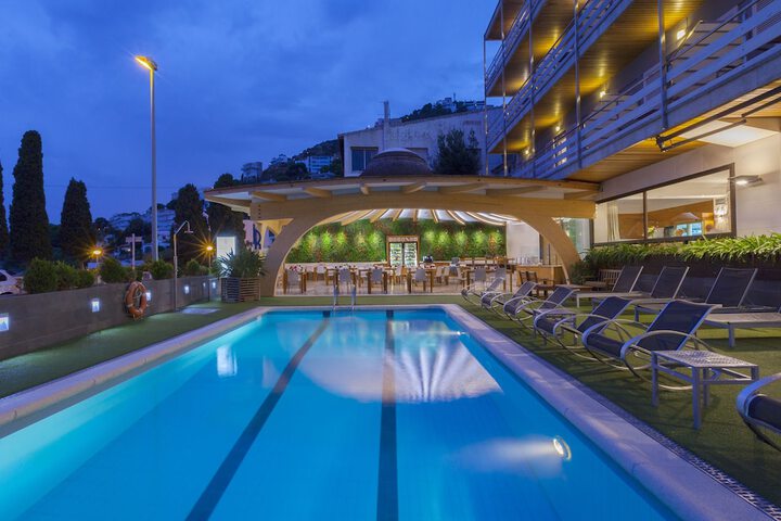 Canyelles Platja in Roses