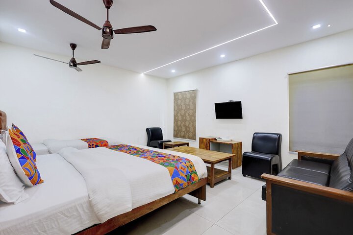 Room 18 of 29