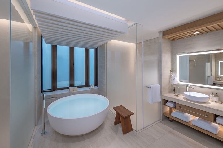 Room 48 of 119