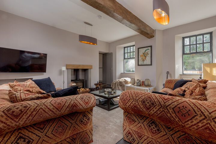 Lounge 174 of 250