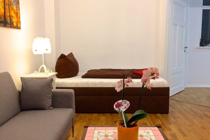 Room 21 of 202