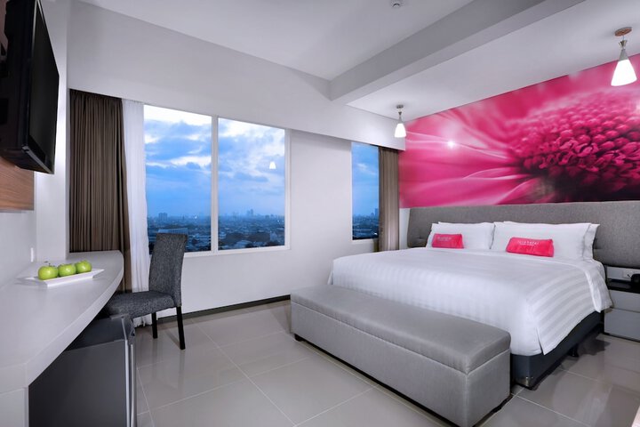 Room 18 of 35