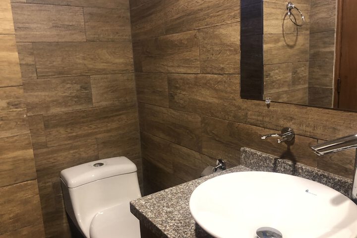 Room 20 of 77