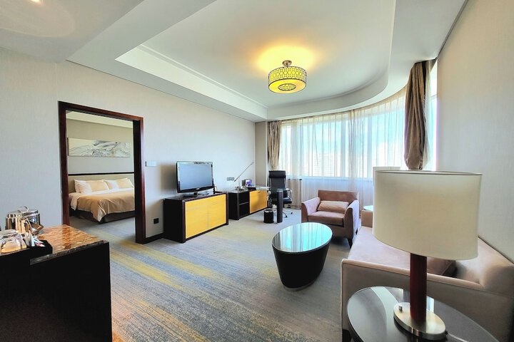 Room 10 of 61