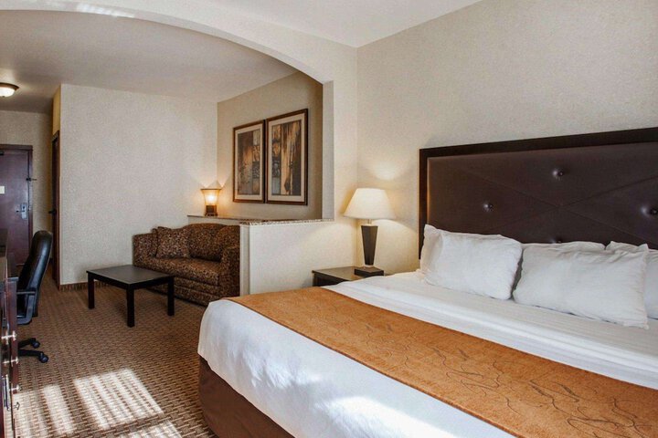 Room 7 of 36