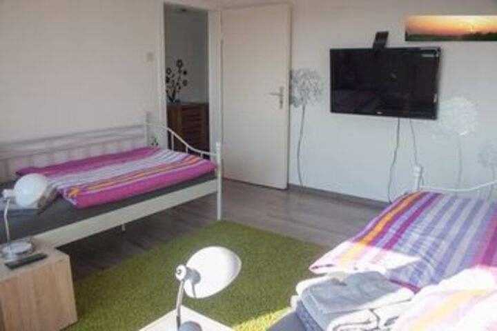 Room 102 of 116