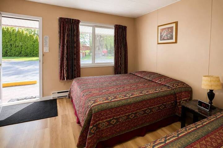 Room 12 of 46