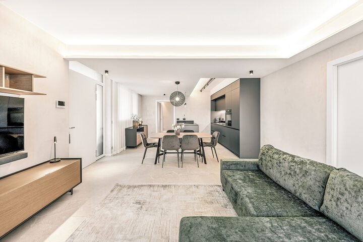Room 35 of 103