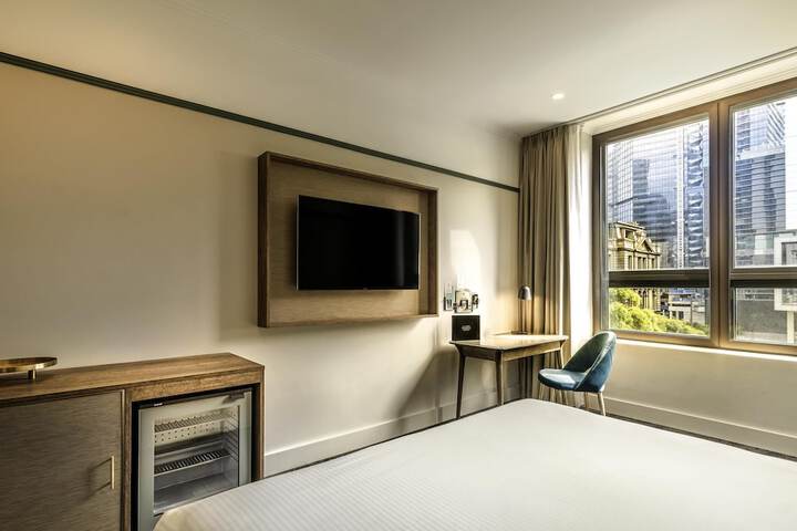 Room 15 of 65
