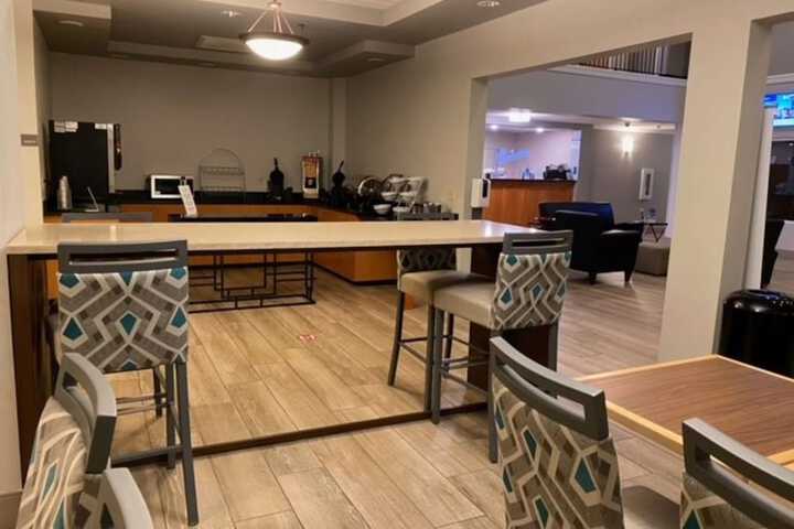 Breakfast area