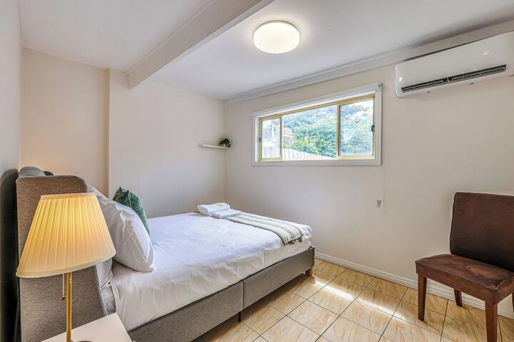 Room 20 of 27