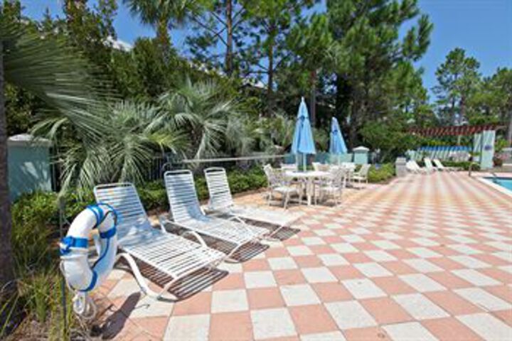 Sundeck 100 of 102