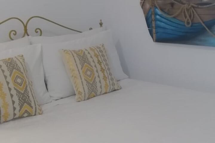Room 12 of 78