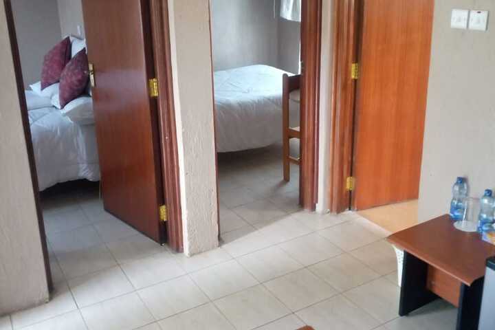 Room 7 of 22