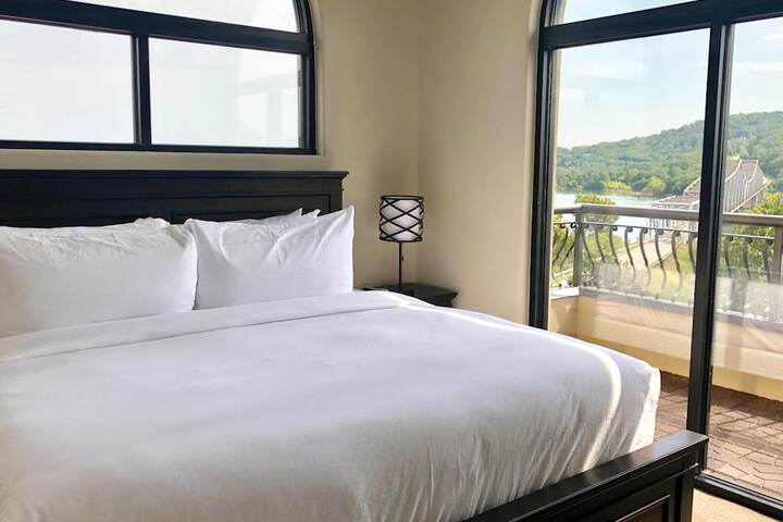 Room 3 of 57