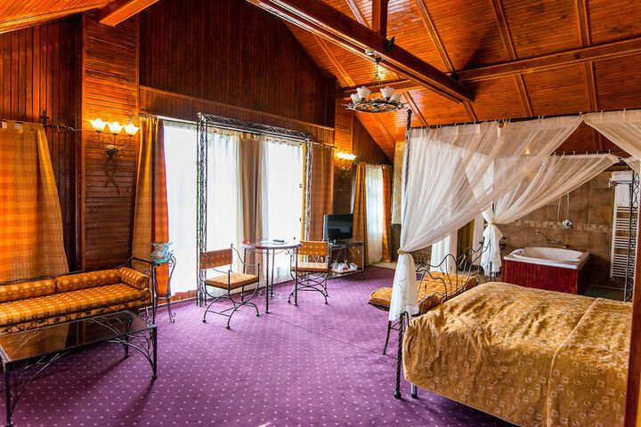 Room 14 of 55