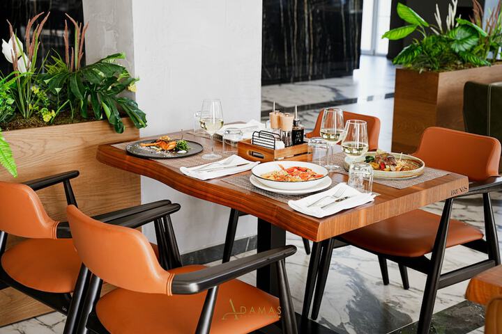 Dining 104 of 148