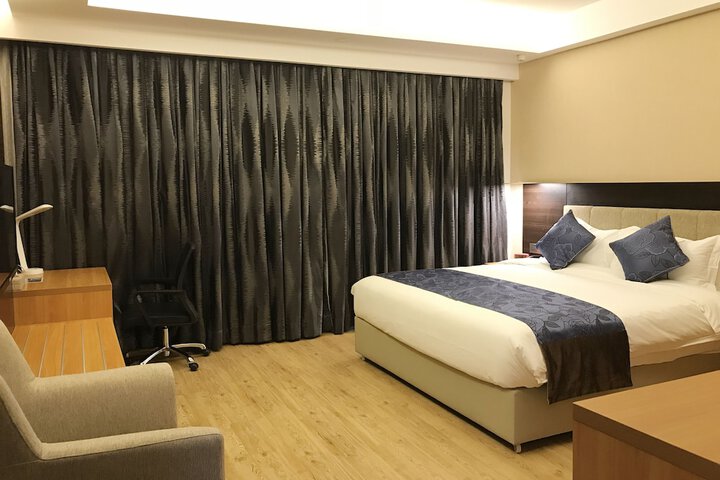 Room 19 of 43