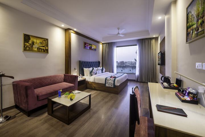 Room 3 of 26