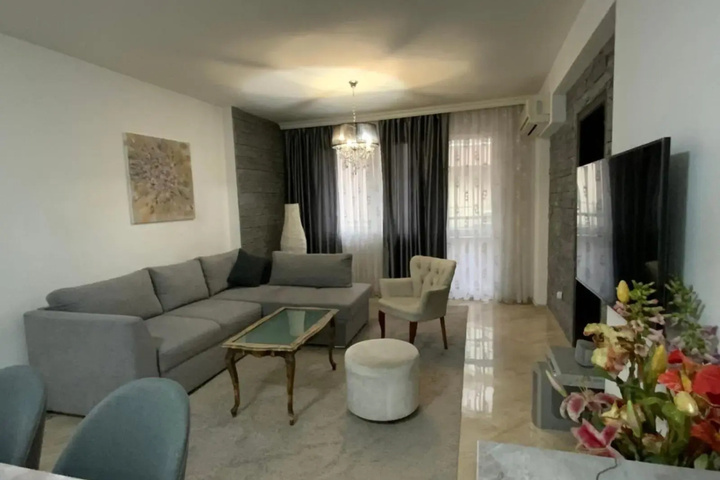 Room 3 of 18
