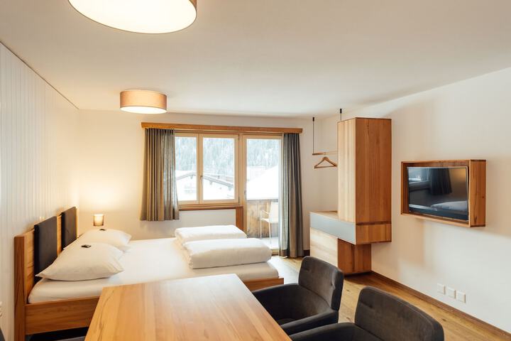 Room 34 of 72