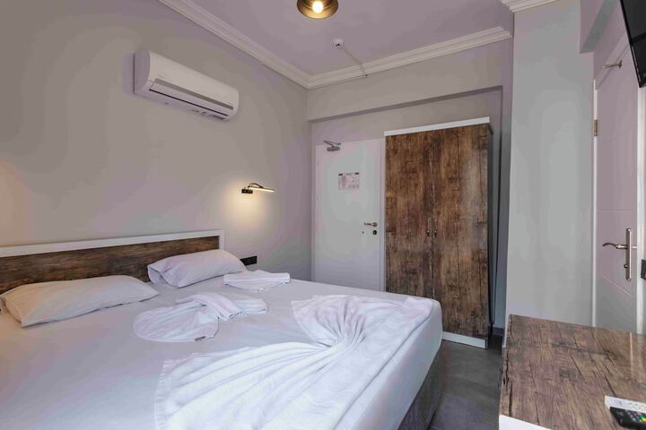 Room 20 of 59