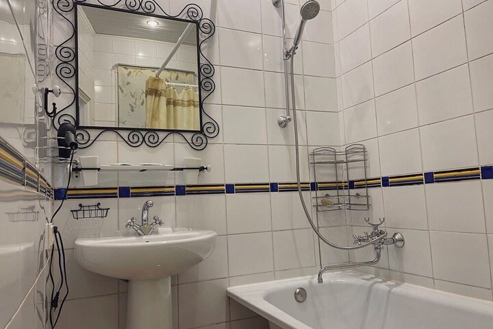 Room 43 of 59