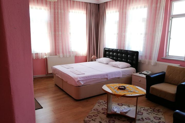 Room 14 of 24