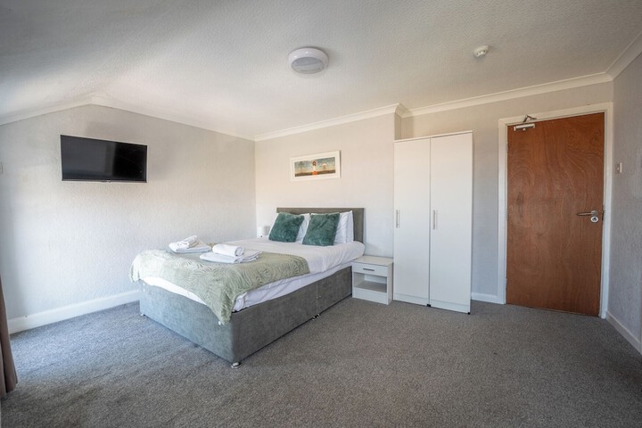 Room 7 of 31