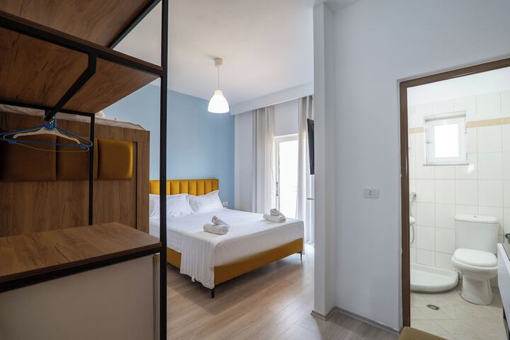 Room 20 of 96