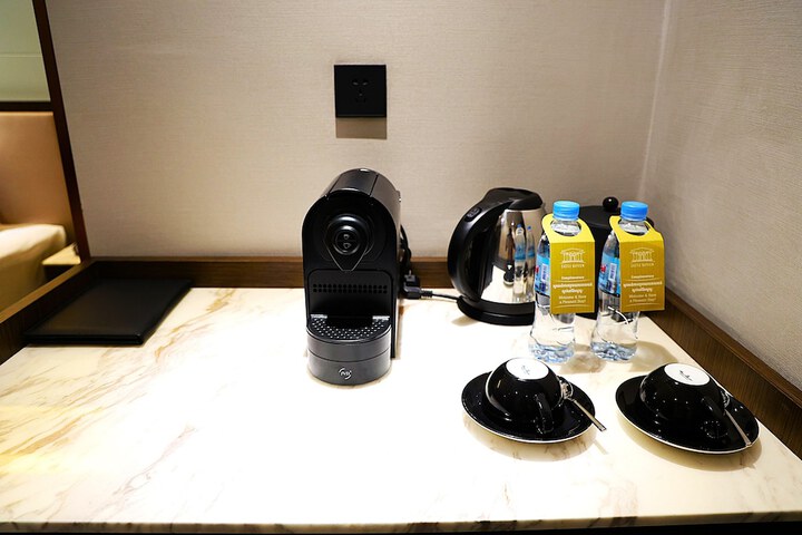 Breakfast/Coffee Service 201 of 313